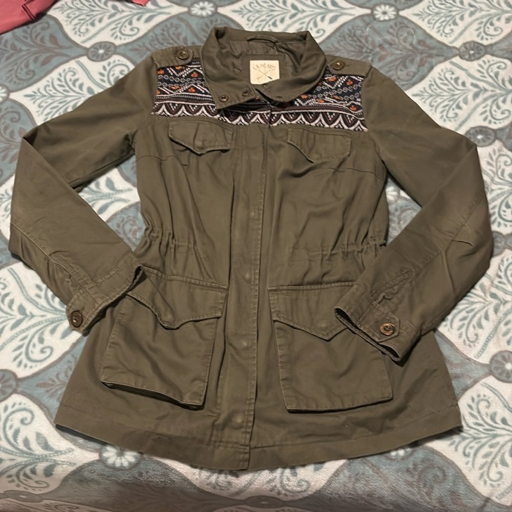 Used S PacSun coat, olive green, with sewed design on top
